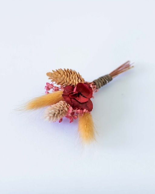 Boutonnière fleurs séchées