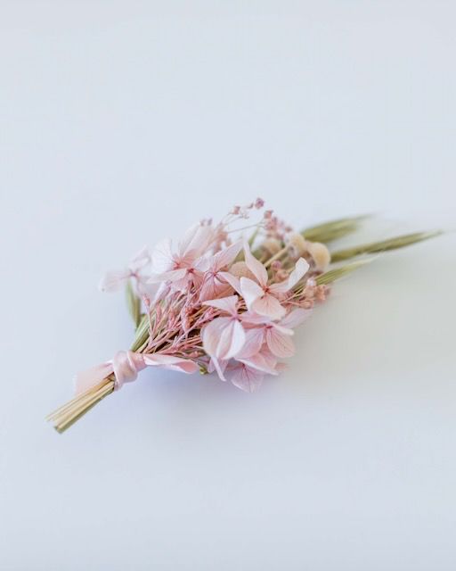 Boutonnière fleurs séchées