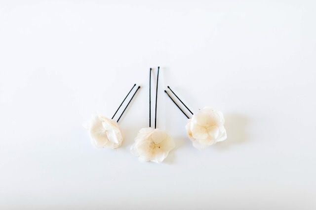 Pics à cheveux fleuris