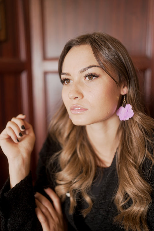 Boucles d'oreilles gouttes en hortensia stabilisé, fait main